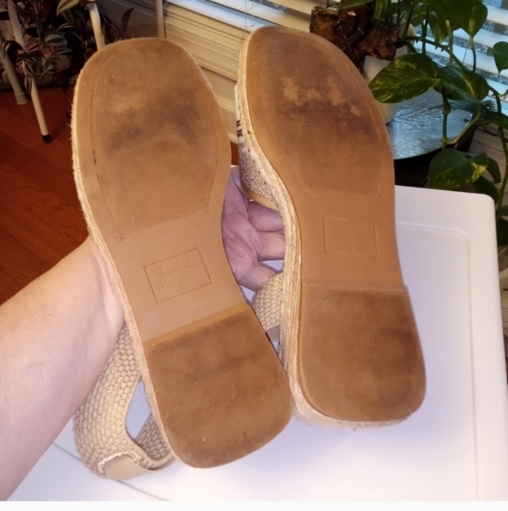 Zodiac Stylish Espadrille Sandals Women's 8  Tan Cream Brown Wedge 2.5 EUC - Picture 7 of 8